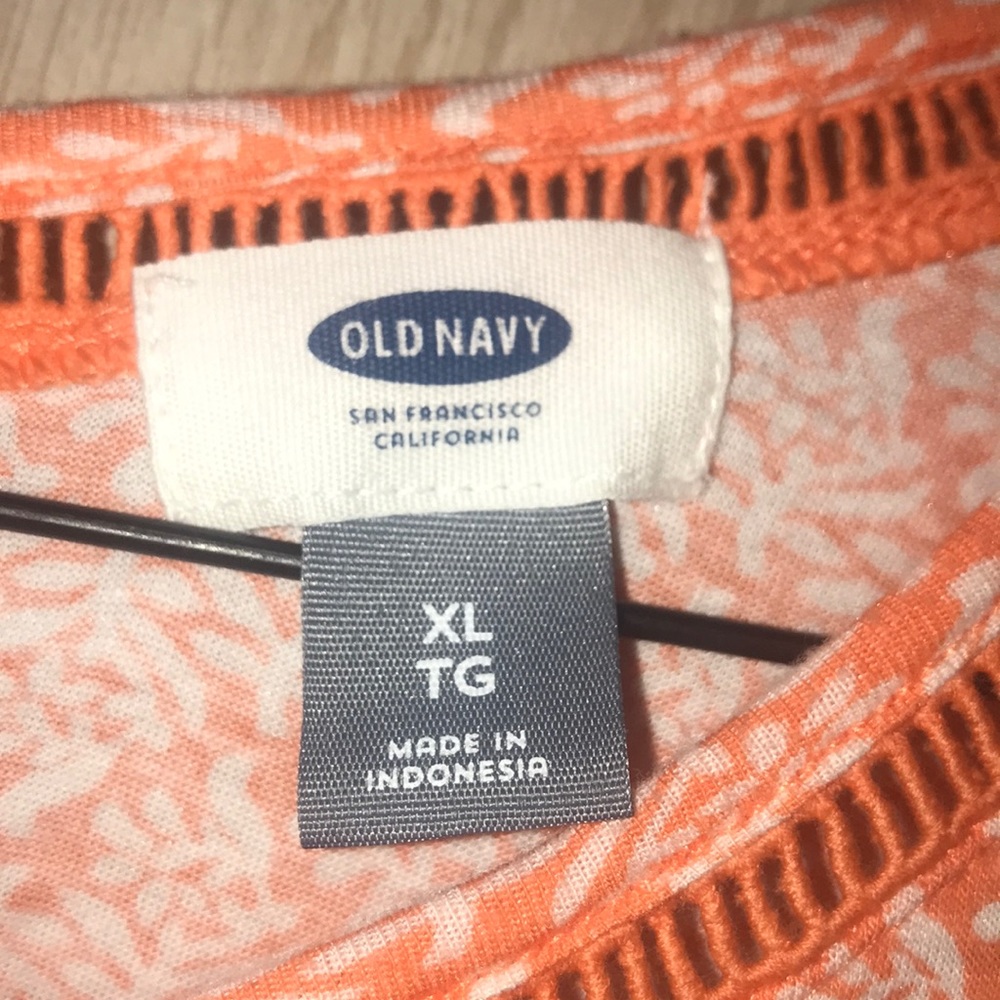 Shirt - Picture 2 of 3